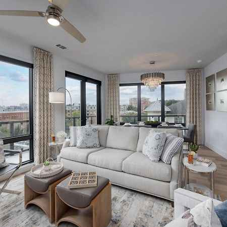 Apartamento Elegant Corner Penthouse With Private Balcony, Skyline Views, Pool, And Gym Nashville Exterior foto