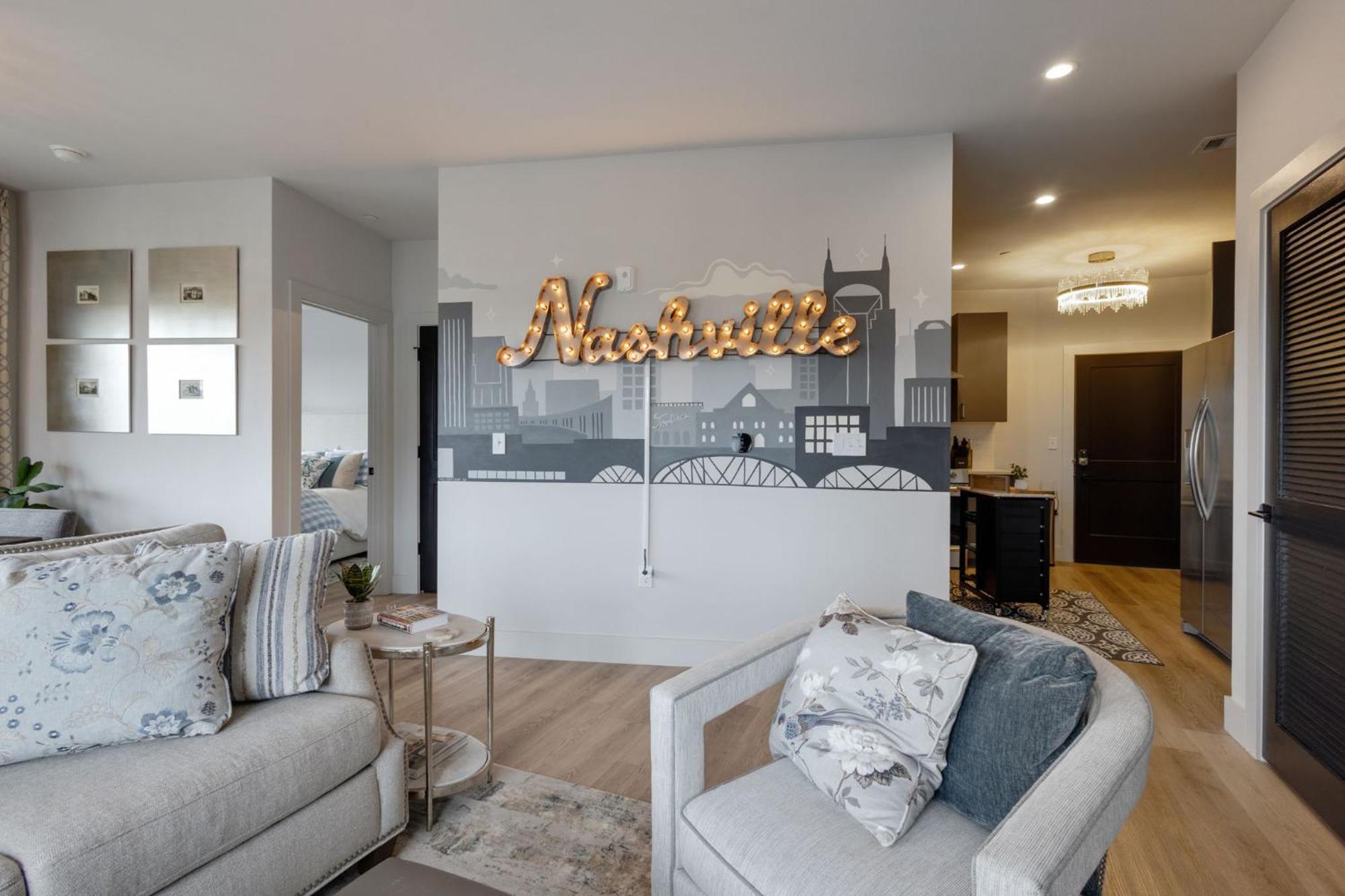 Apartamento Elegant Corner Penthouse With Private Balcony, Skyline Views, Pool, And Gym Nashville Exterior foto